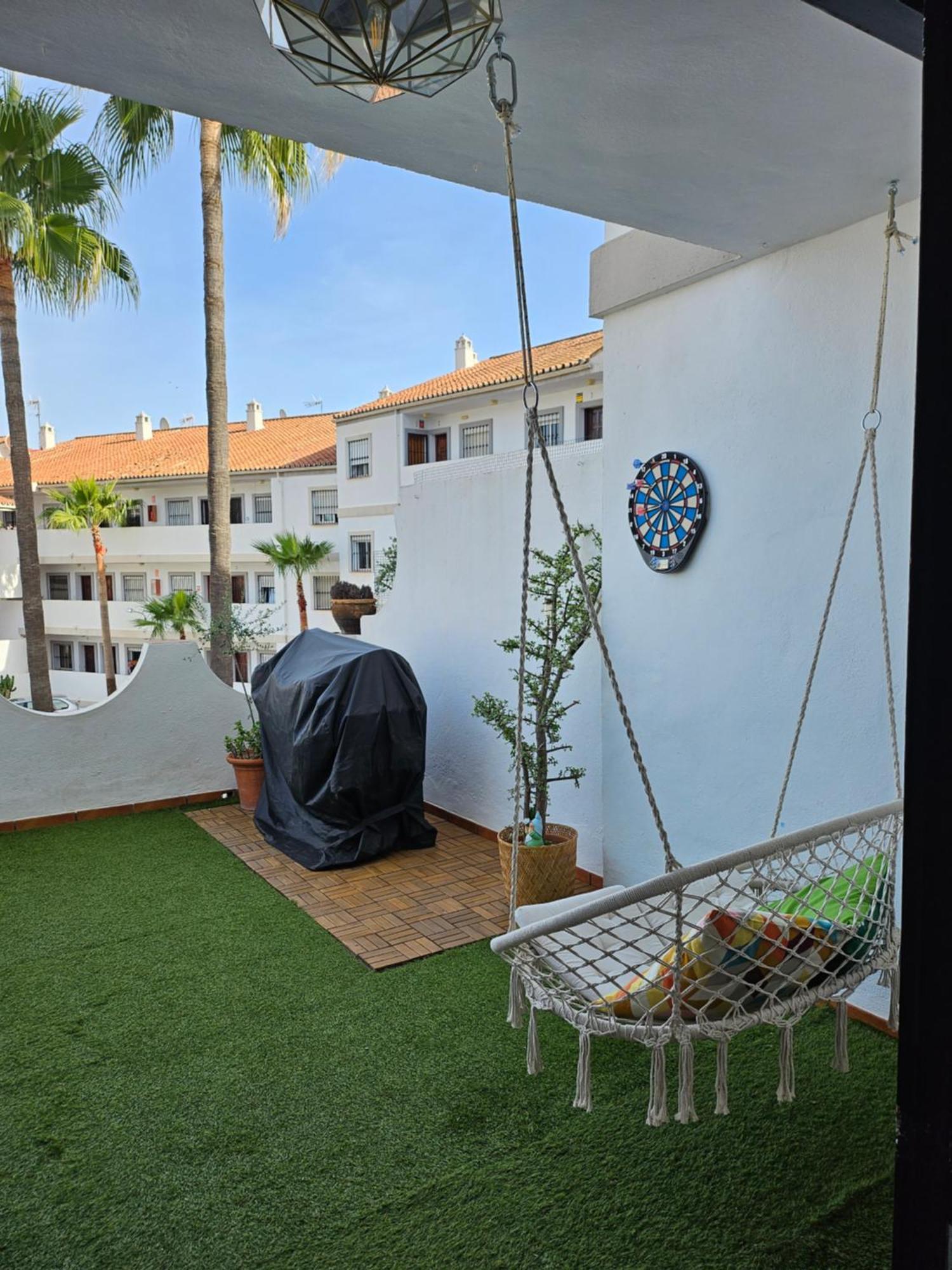 Apartamento En Mijas Con Terraza, Capacidad Para 5 Personas Con Piscina De Temporada Málaga Exterior foto